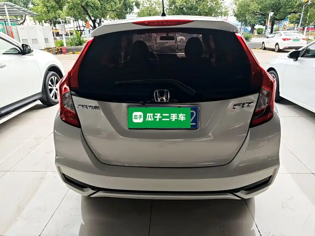 Honda Fit — фото 4