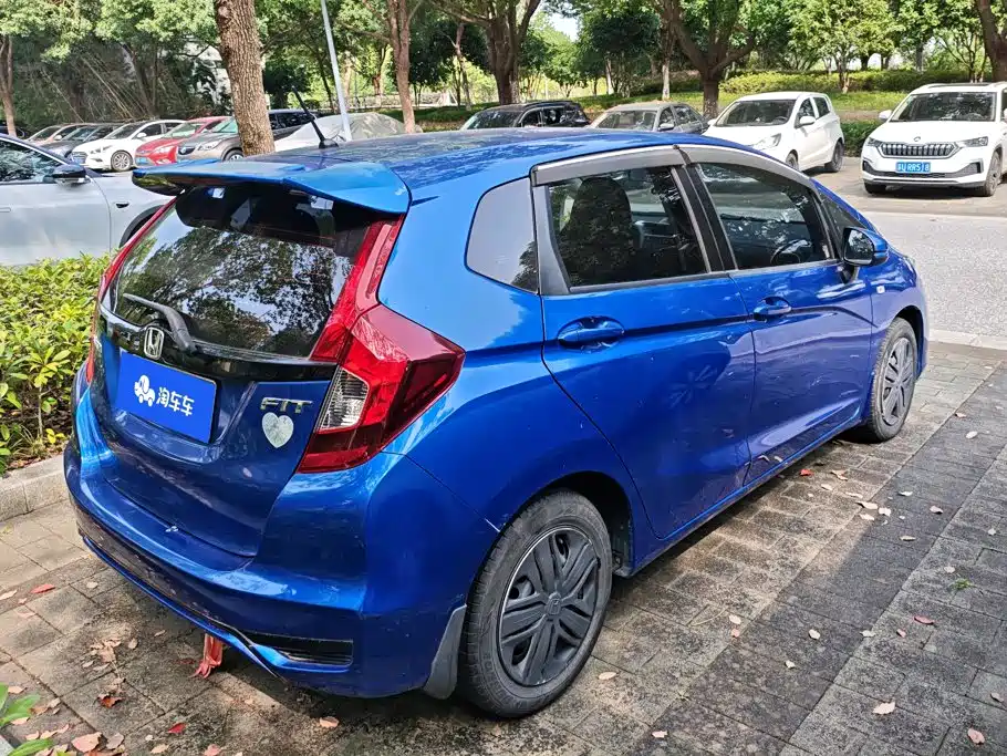 Honda Fit — фото 3