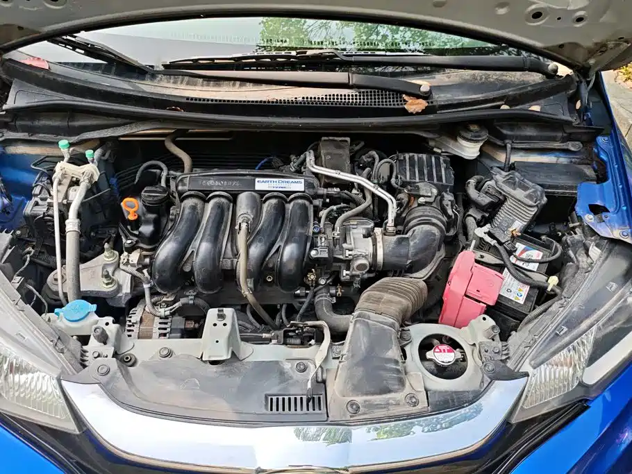 Honda Fit — фото 10