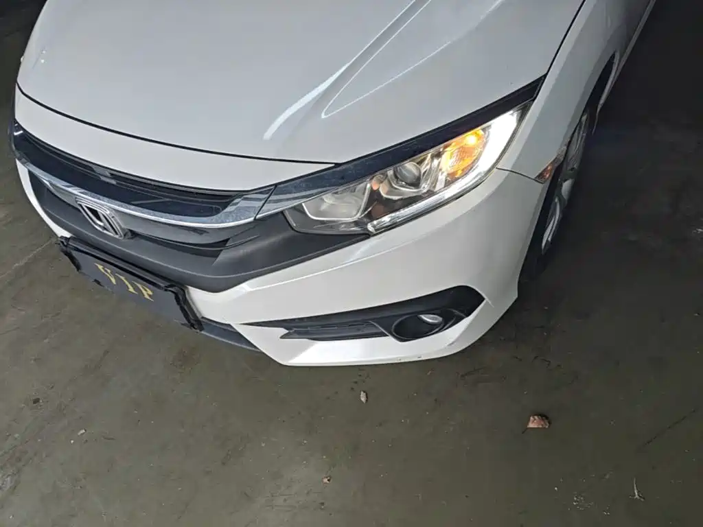 Honda Civic — фото 24