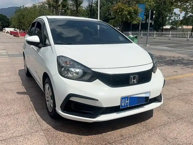 Honda Fit — фото 3