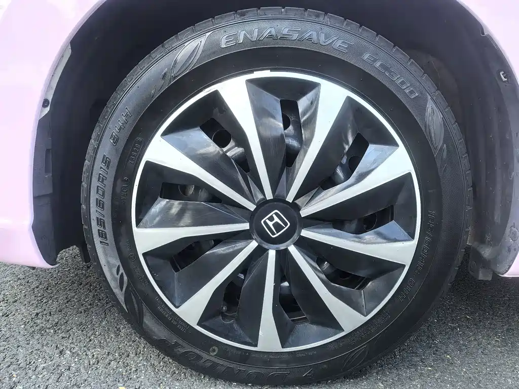 Honda Fit — фото 17