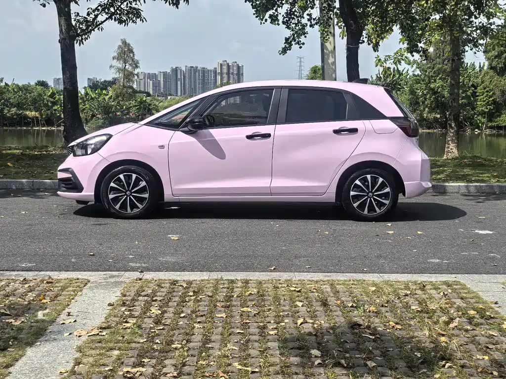 Honda Fit — фото 4