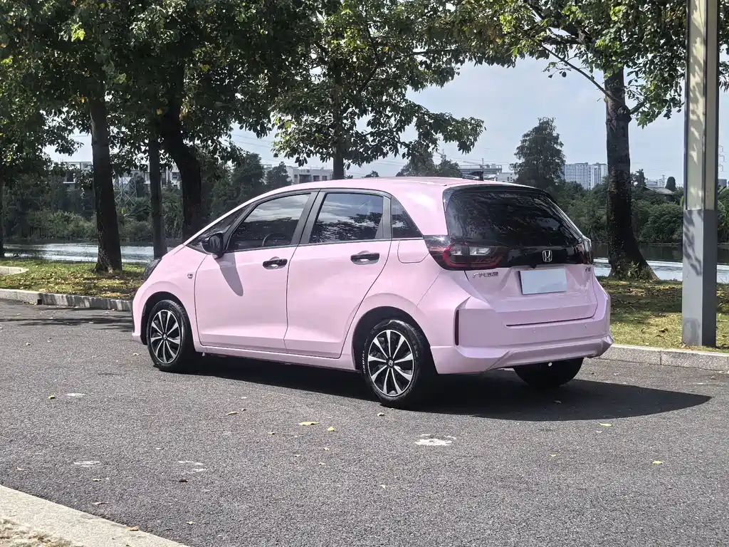 Honda Fit — фото 5
