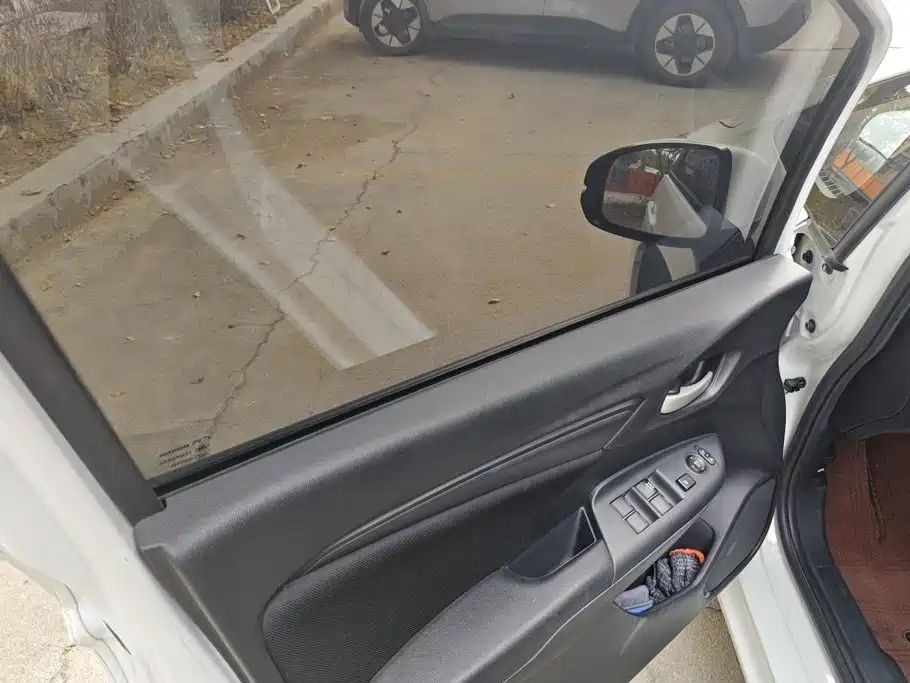 Honda Fit — фото 7
