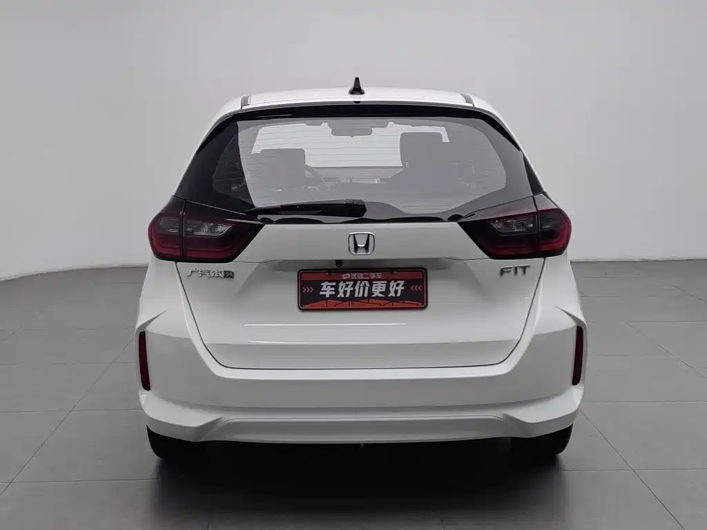 Honda Fit — фото 4