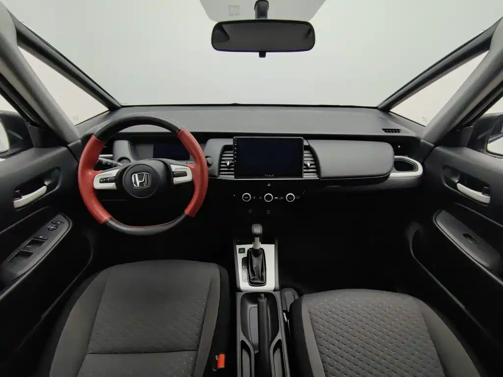 Honda Fit — фото 5
