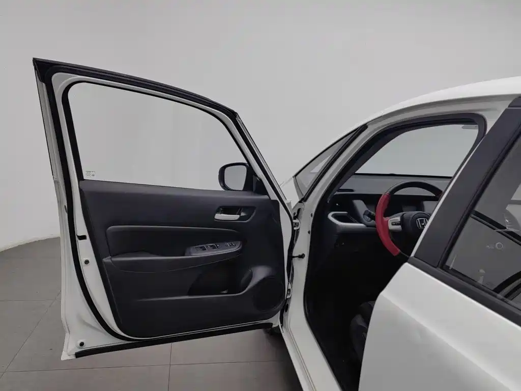 Honda Fit — фото 8