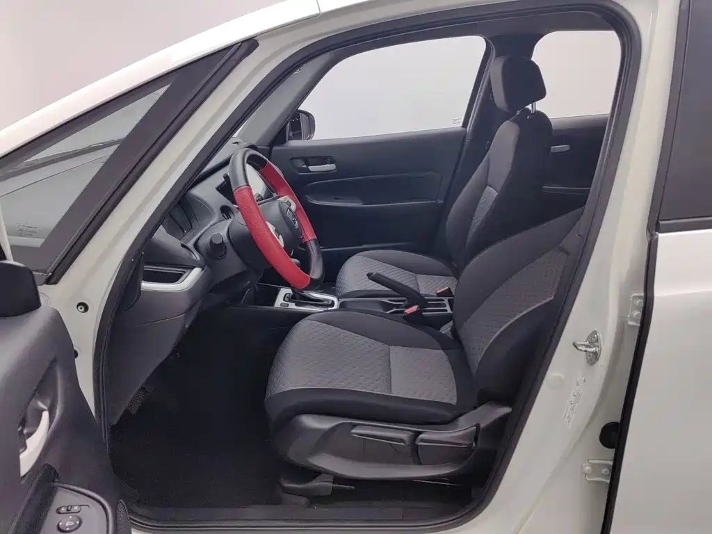 Honda Fit — фото 10