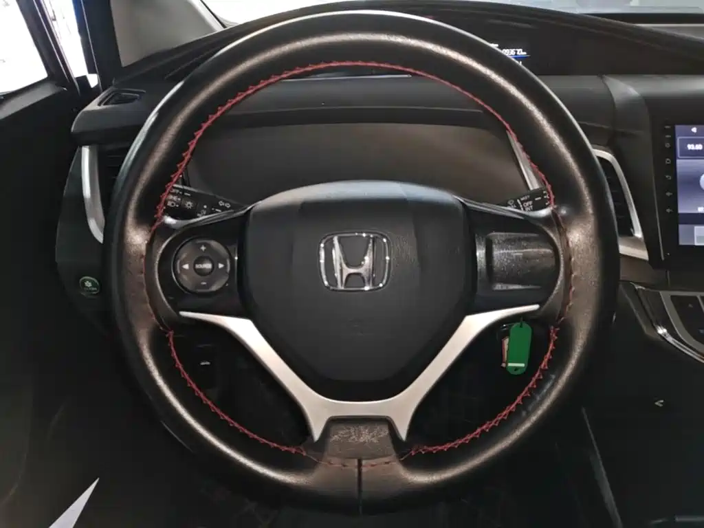 Honda Jade — фото 11