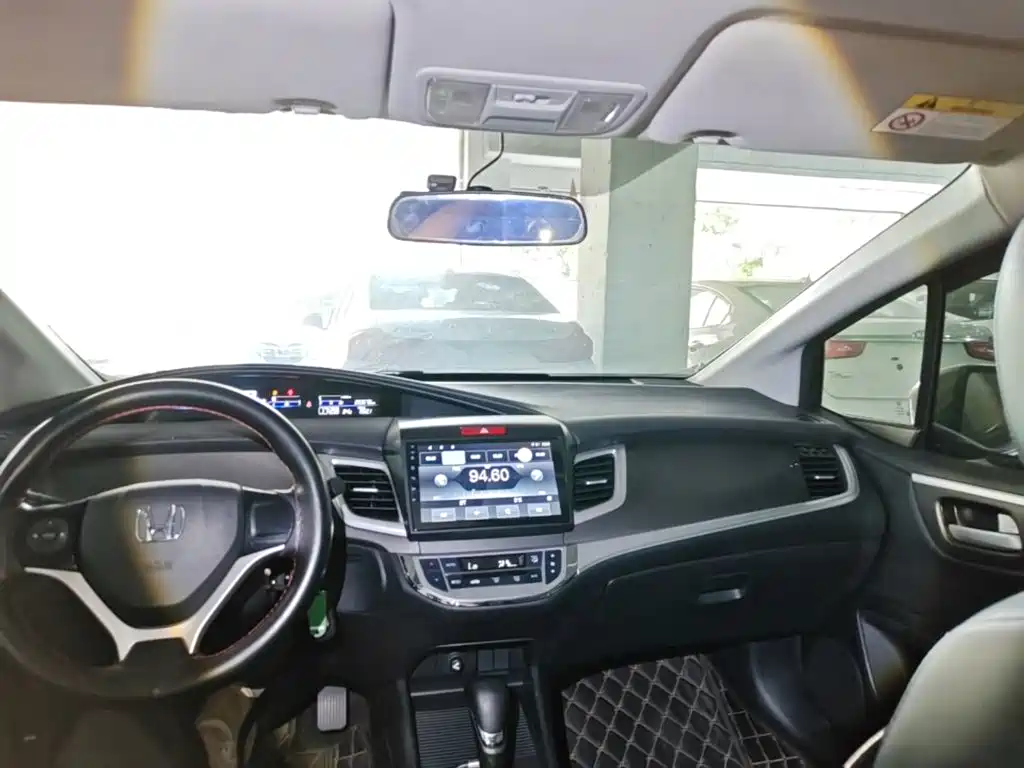 Honda Jade — фото 18
