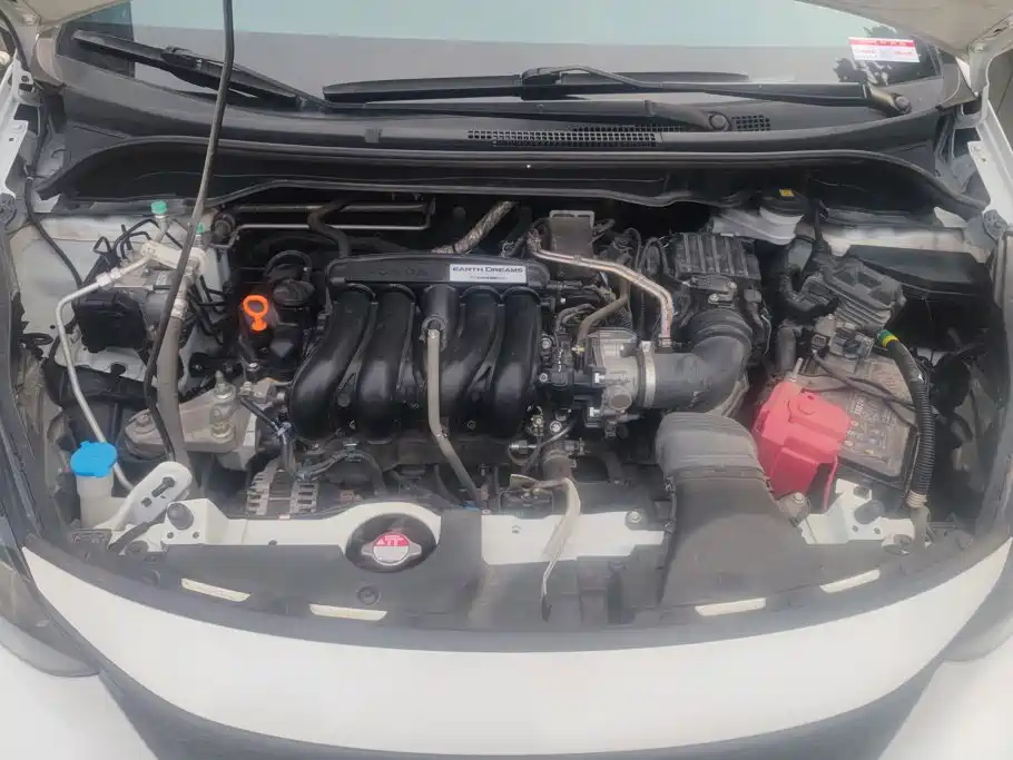 Honda Fit — фото 10
