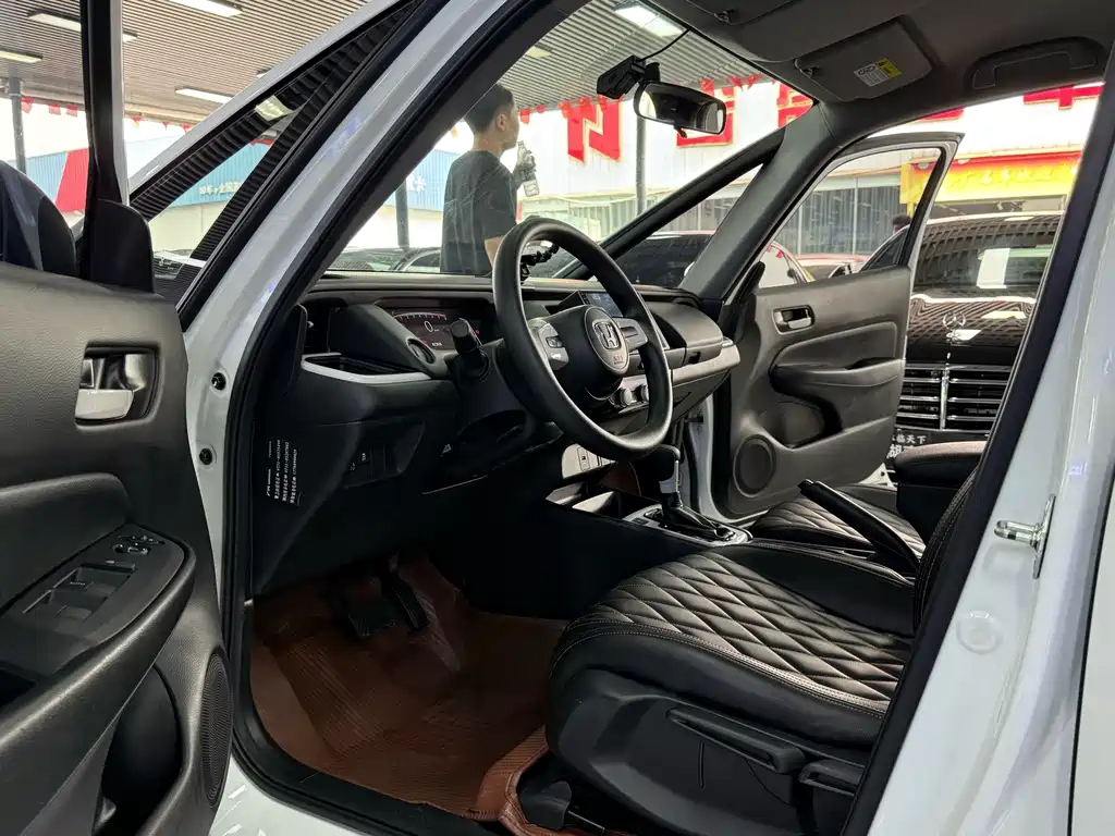 Honda Fit — фото 4