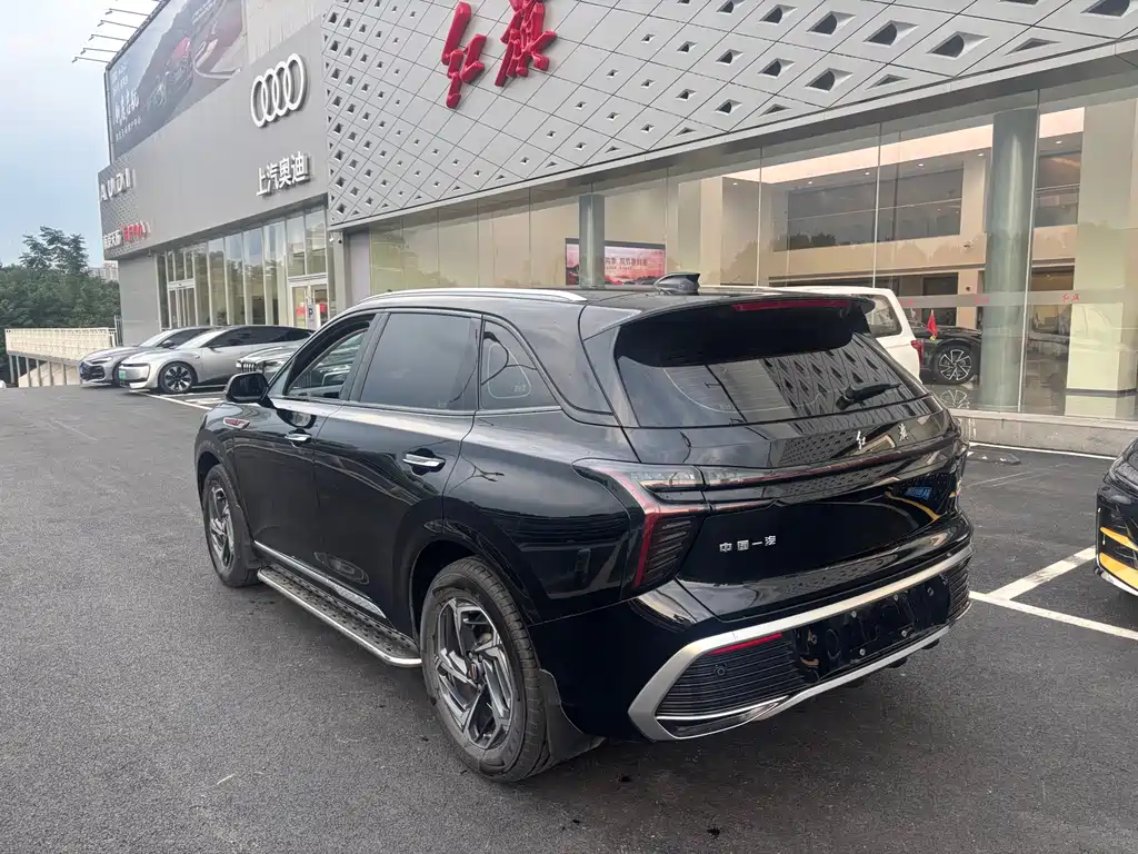 Hongqi Hongqi HS3 — фото 3