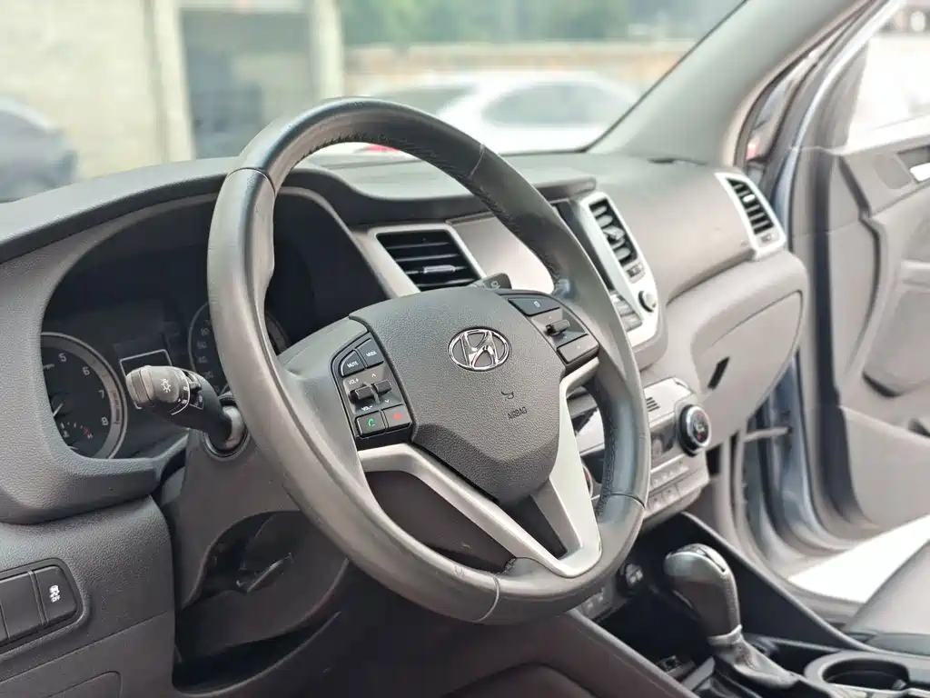 Hyundai Tucson — фото 9