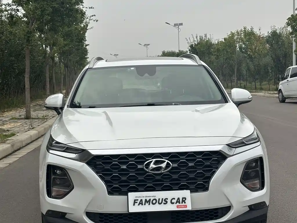 Hyundai Santa Fe — фото 2