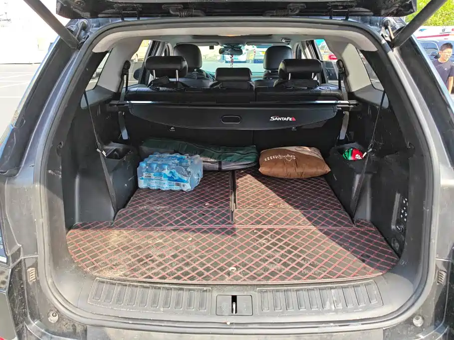 Hyundai Santa Fe — фото 3