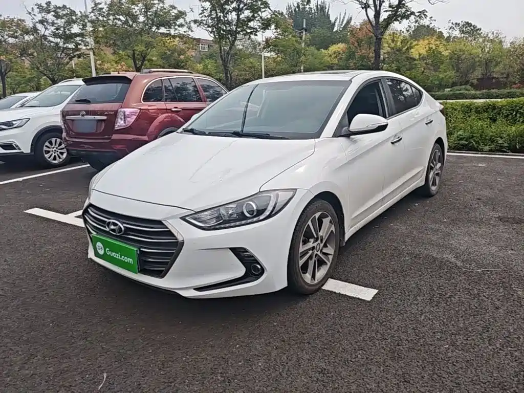 Hyundai Elantra