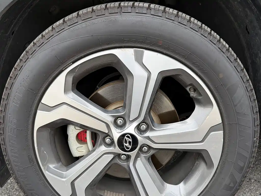 Hyundai Santa Fe — фото 25
