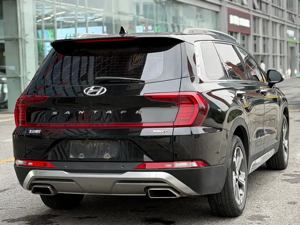 Hyundai Santa Fe — фото 5