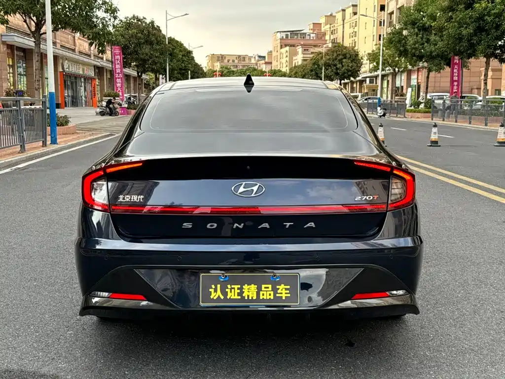 Hyundai Sonata — фото 15