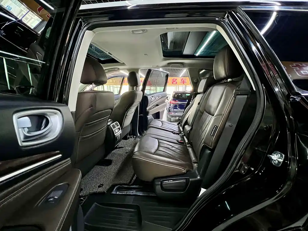 Infiniti QX60 (Import) — фото 13