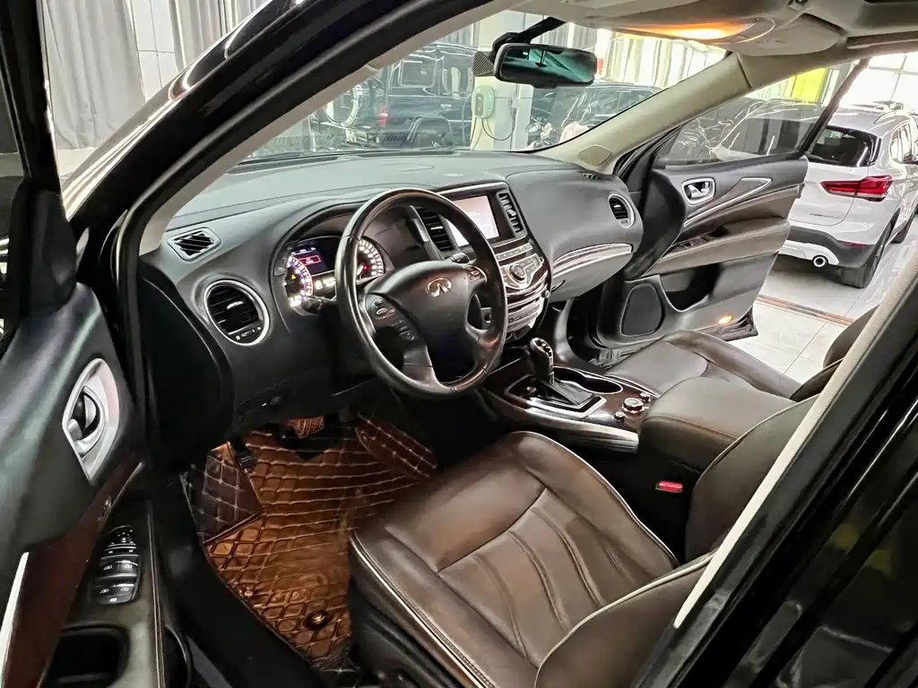 Infiniti QX60 (Import) — фото 10