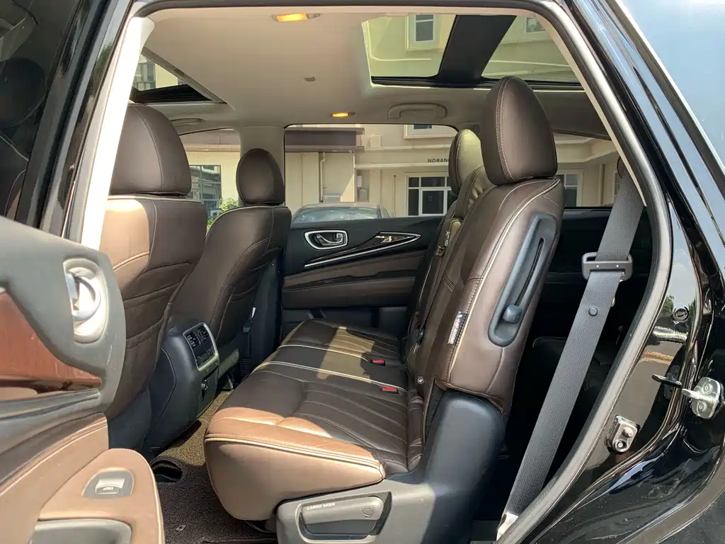 Infiniti QX60 (Import) — фото 15