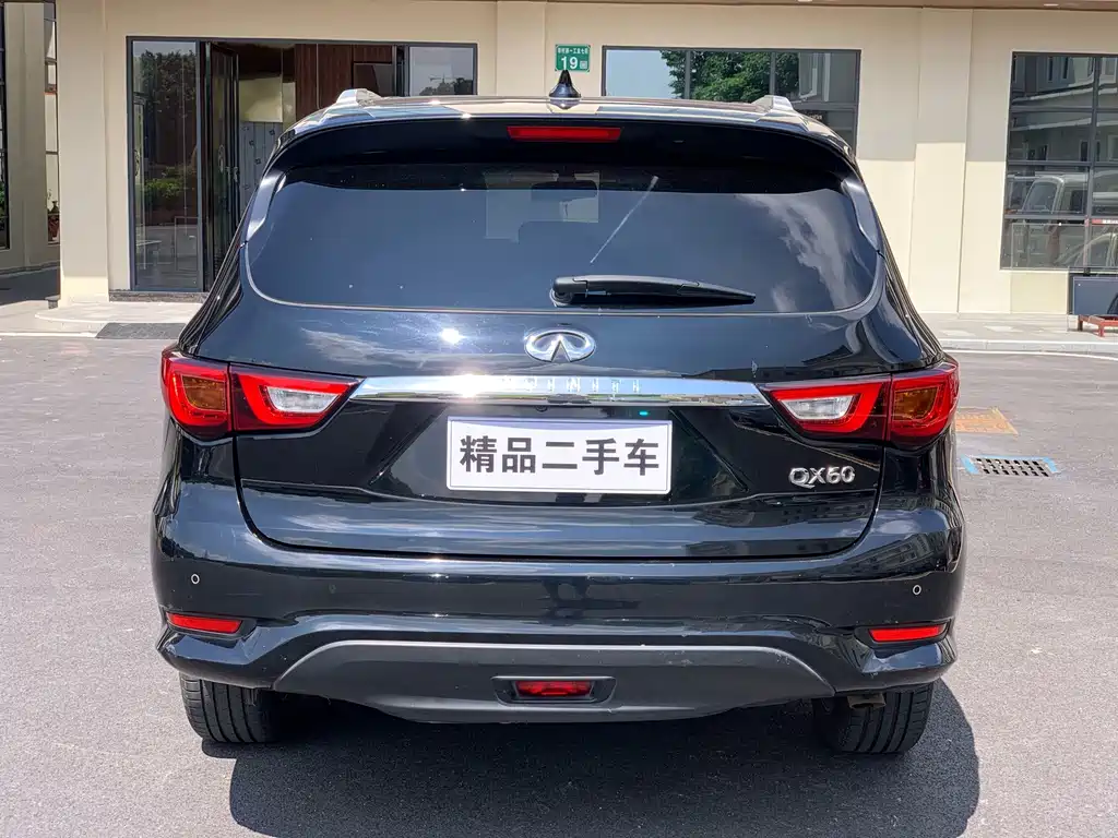 Infiniti QX60 (Import) — фото 5
