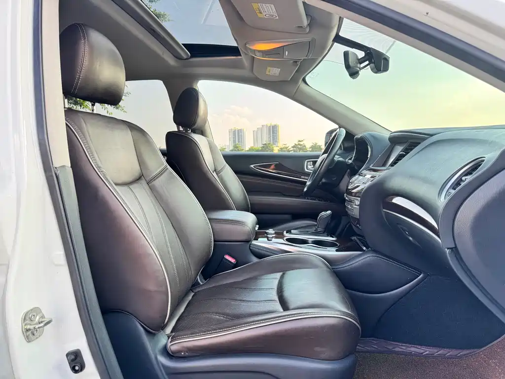 Infiniti QX60 (Import) — фото 14