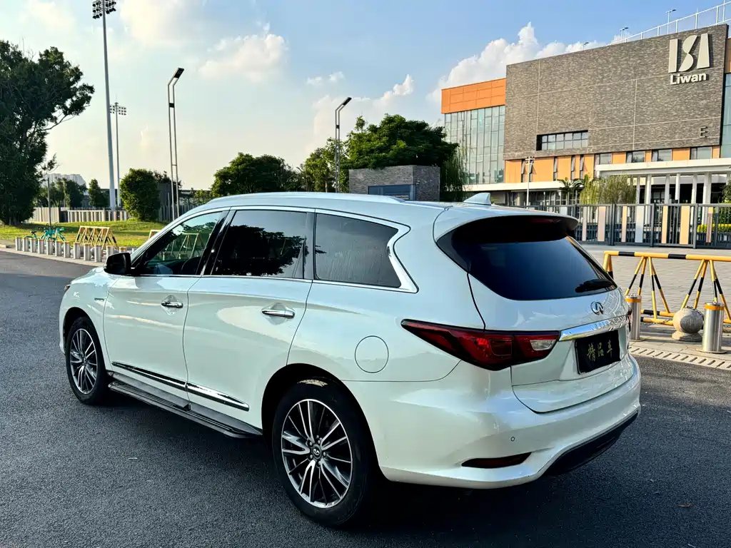 Infiniti QX60 (Import) — фото 4