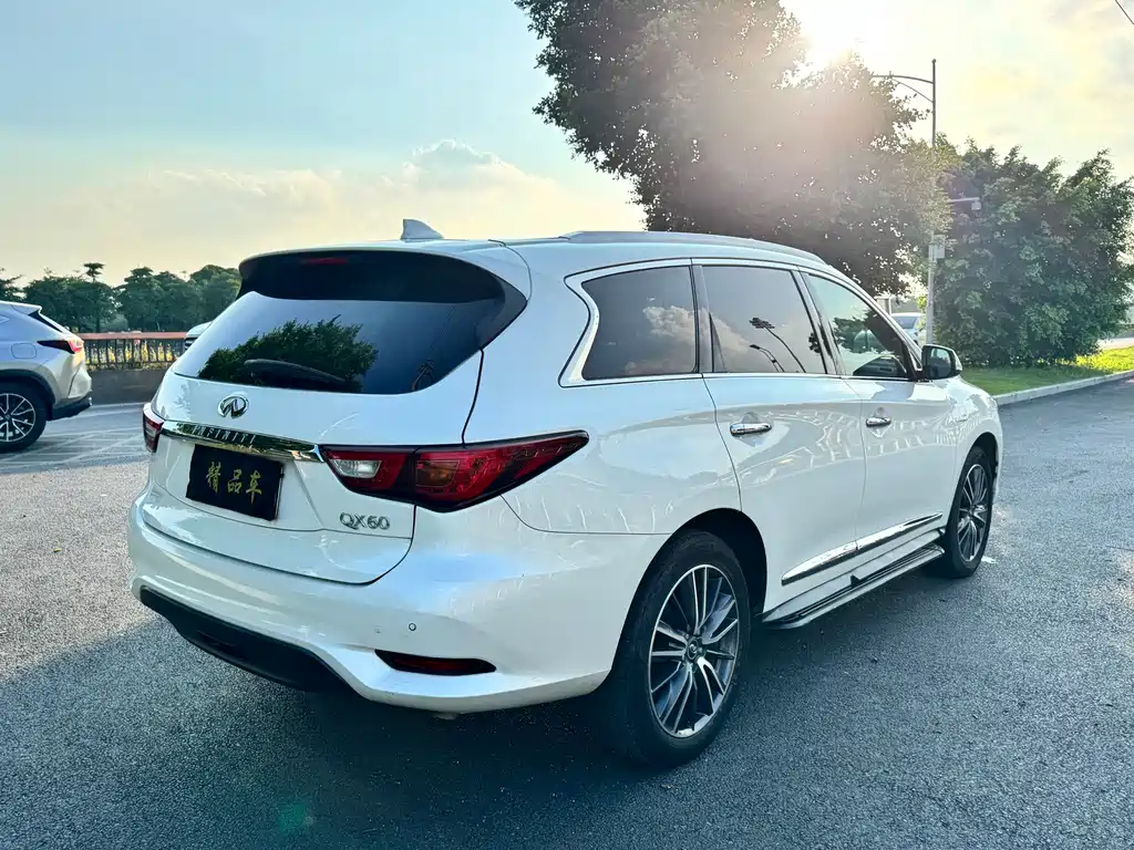 Infiniti QX60 (Import) — фото 6