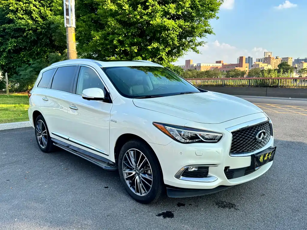 Infiniti QX60 (Import) — фото 7
