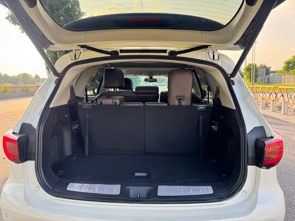 Infiniti QX60 (Import) — фото 10