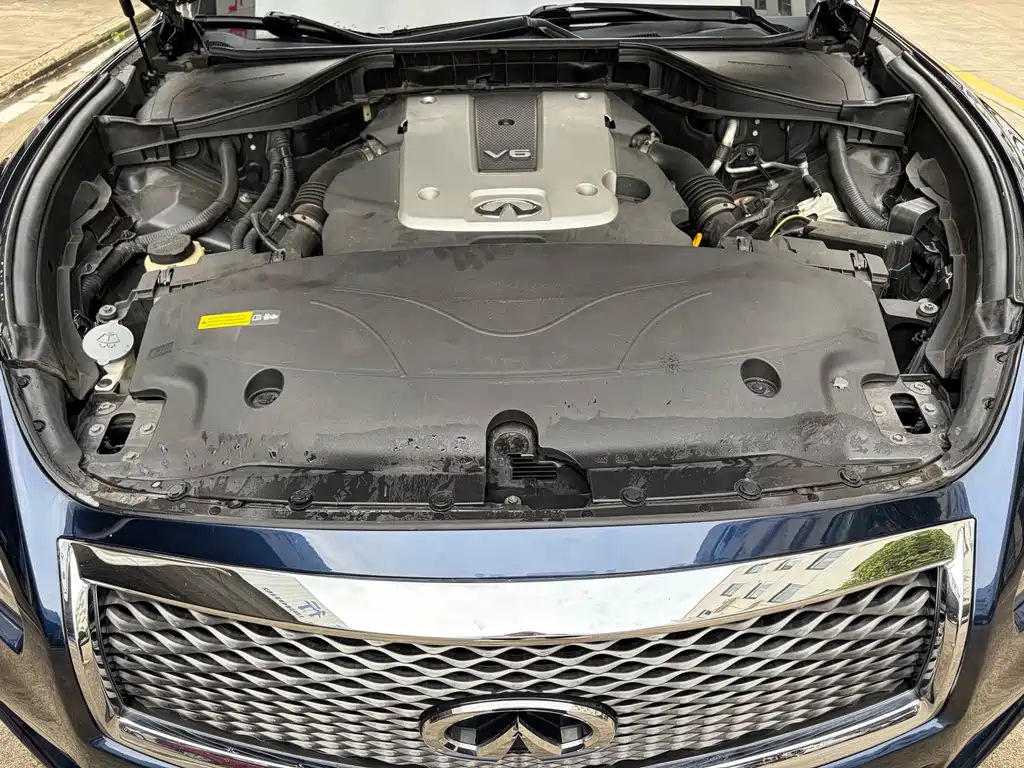 Infiniti Q70 — фото 15