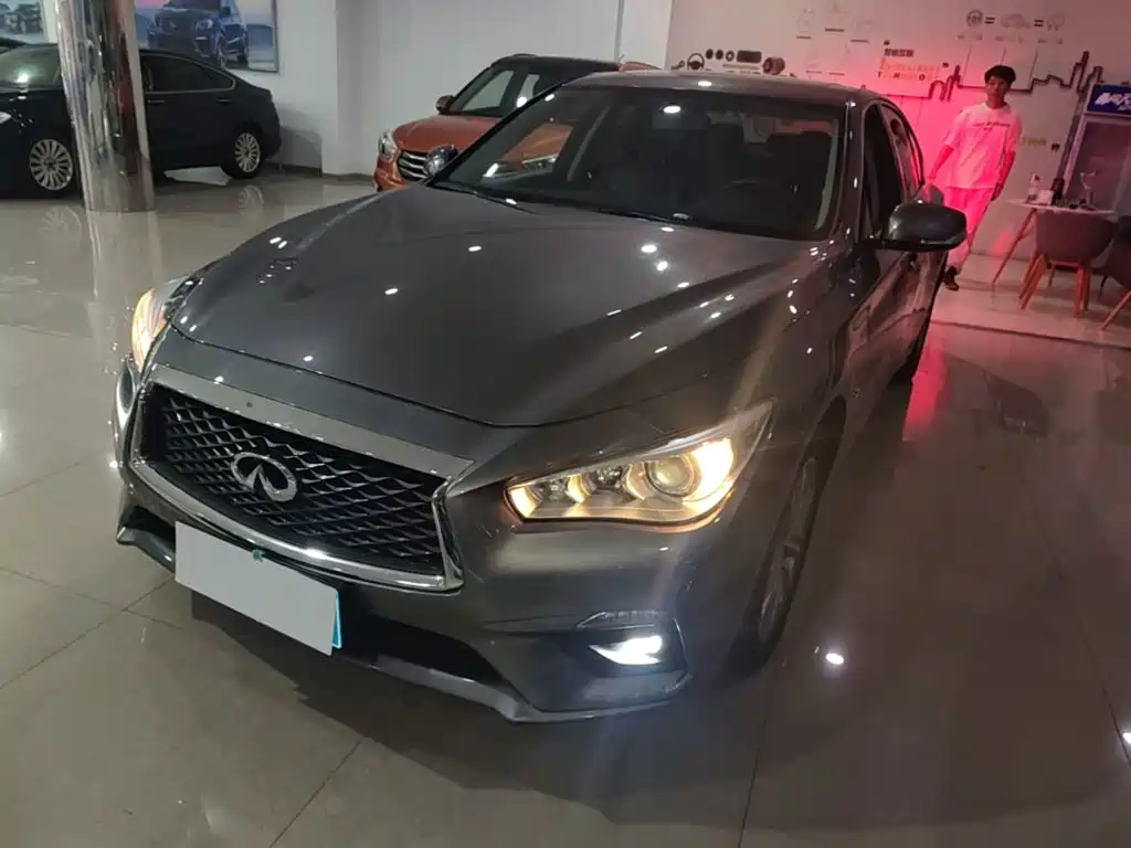 Infiniti Q50L — фото 2