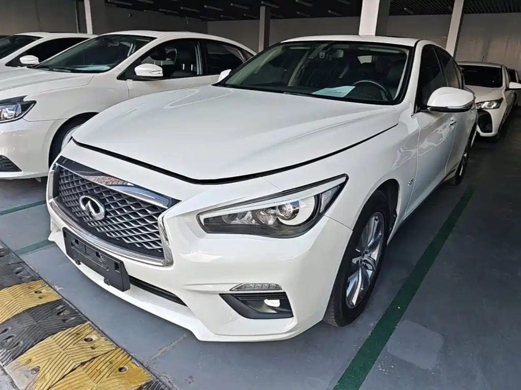 Infiniti Q50L — фото 2