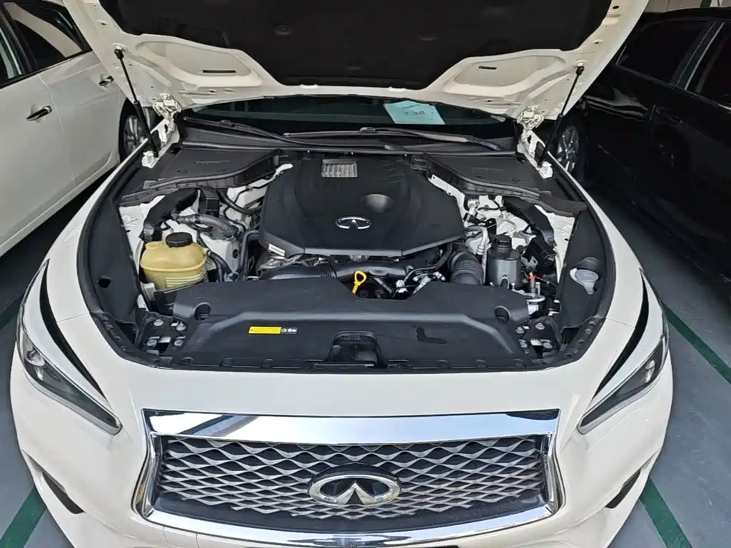 Infiniti Q50L — фото 20