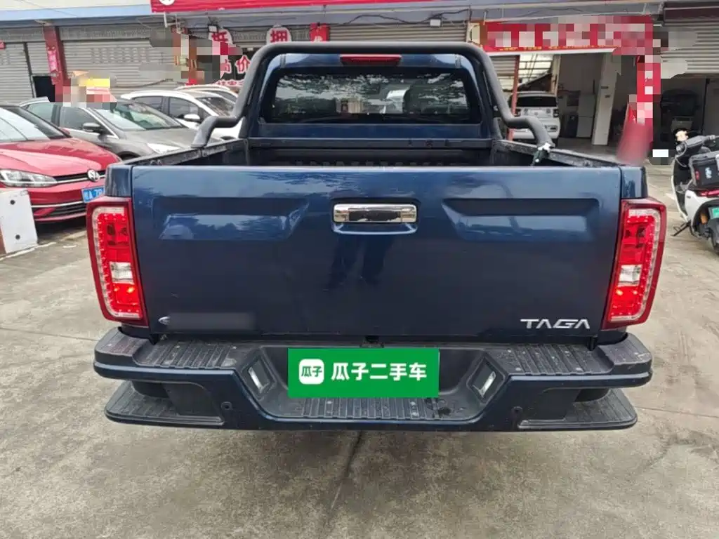 Isuzu TAGA Daga H — фото 6
