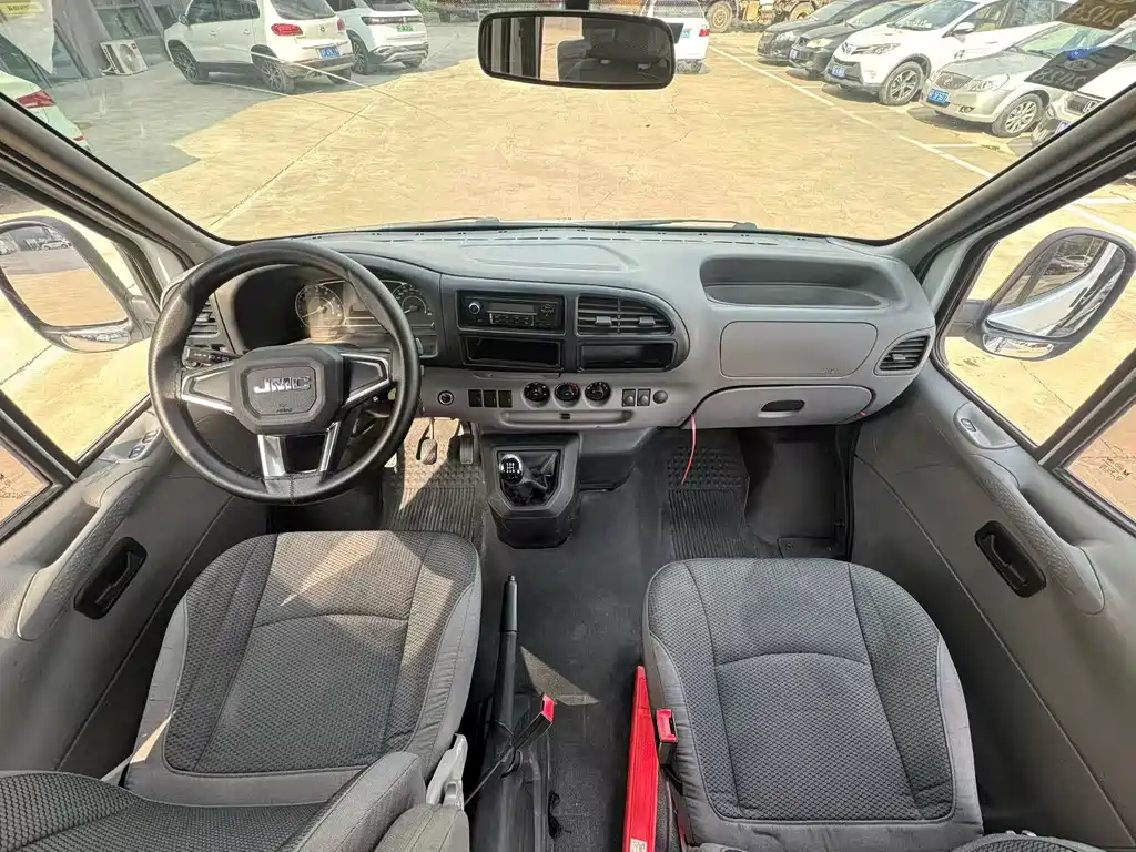 JMC Tesla — фото 5