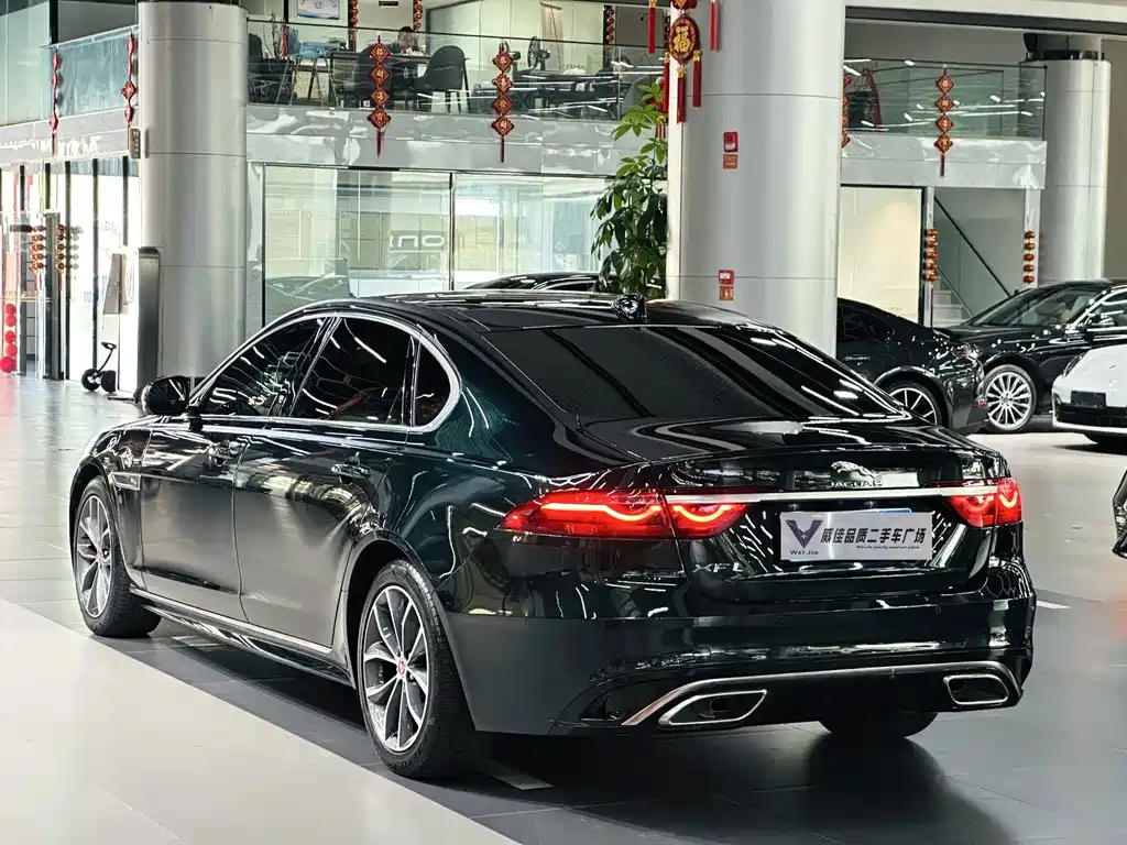 Jaguar XFL — фото 9