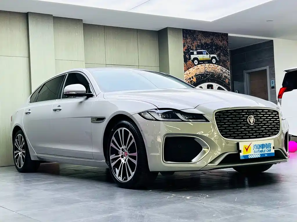 Jaguar XFL — фото 3