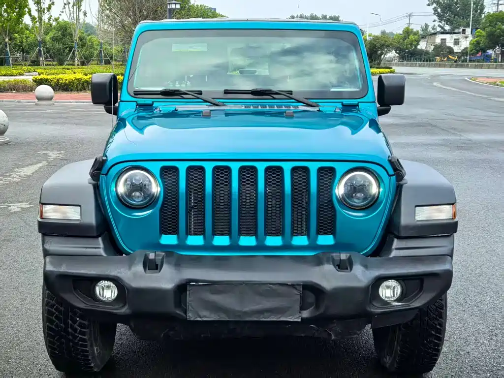 Jeep Wrangler — фото 2