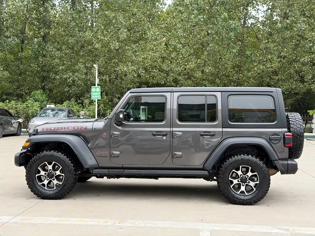 Jeep Wrangler — фото 3