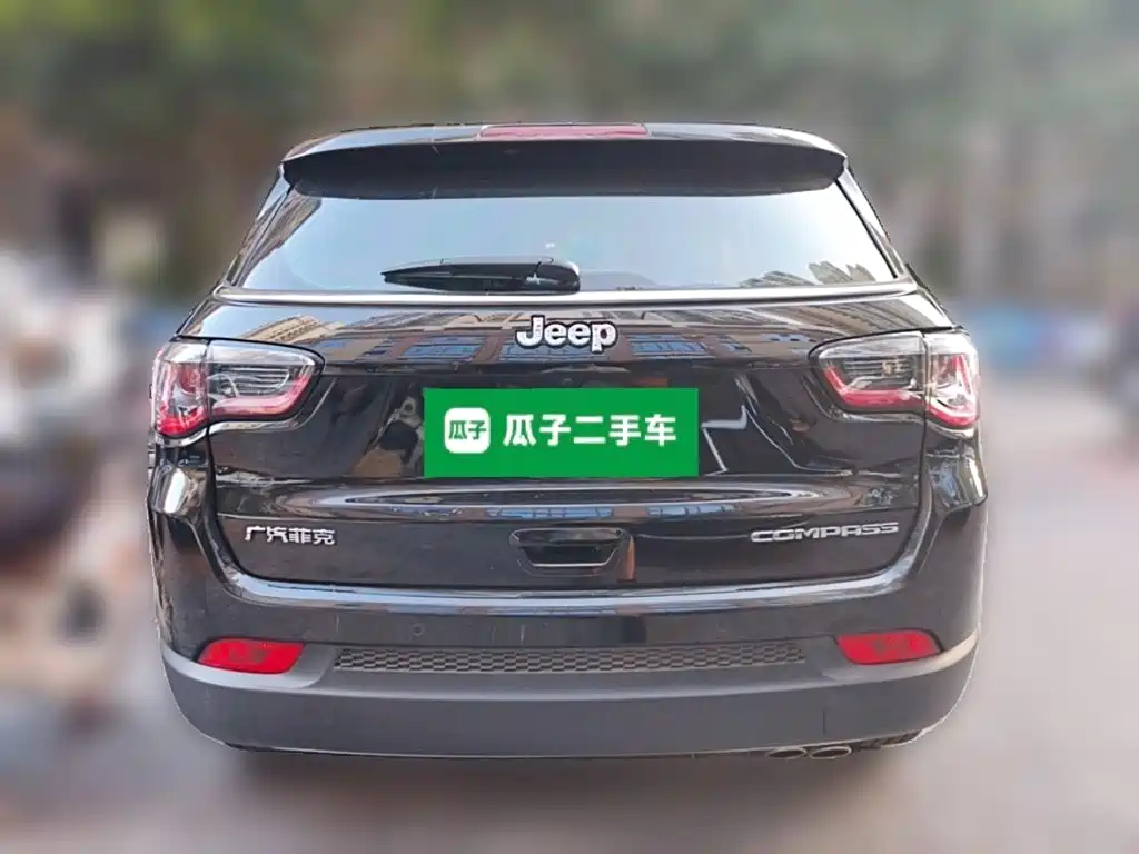 Jeep Compass — фото 3