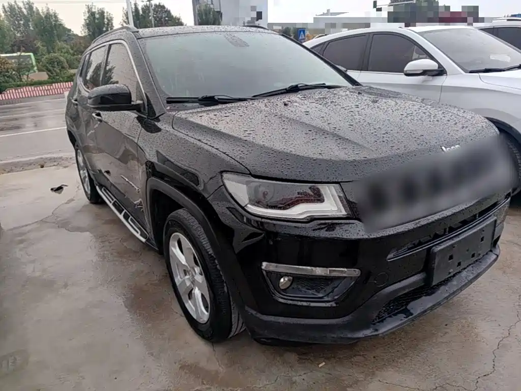 Jeep Compass — фото 4