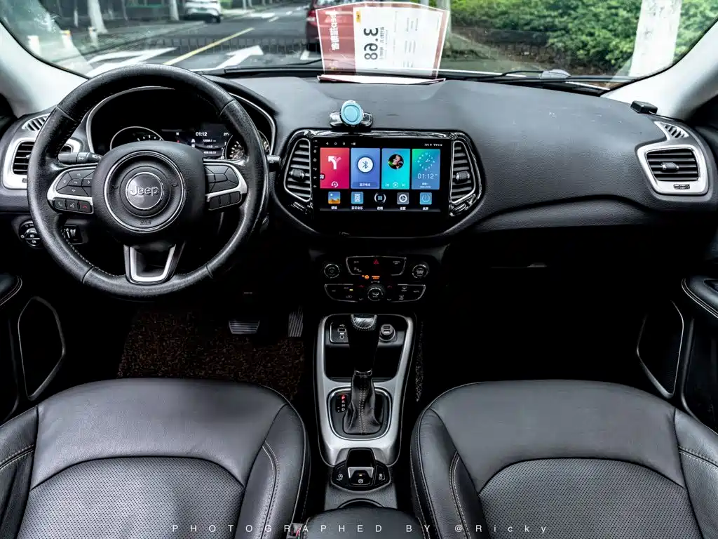 Jeep Compass — фото 3