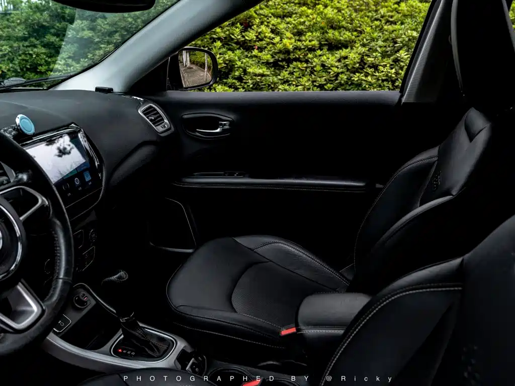 Jeep Compass — фото 7