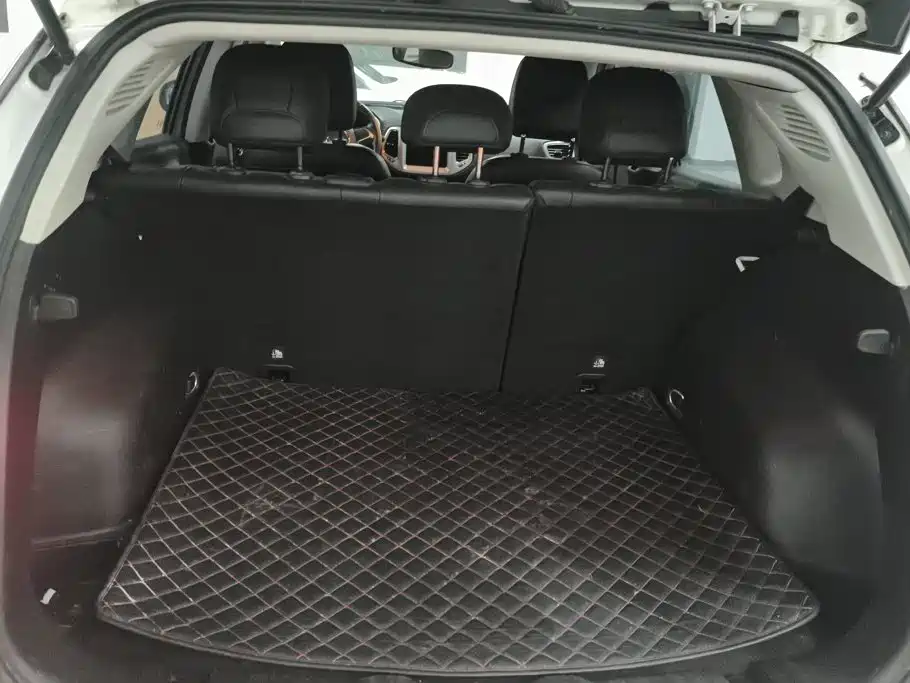 Jeep Compass — фото 4