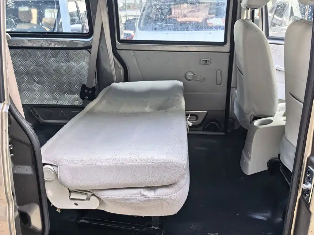 Jinbei Hiace X30L — фото 9